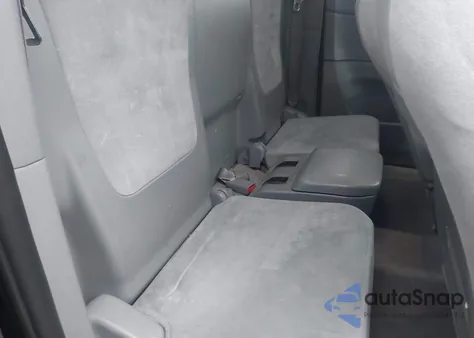 2011 Toyota Tacoma z USA, uszkodzony, nr VIN 5TFUX4EN3BX008063